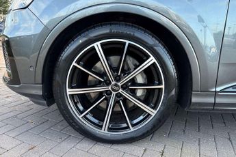 Audi Q7 50 TDI Quattro Black Edition 5dr Tiptronic