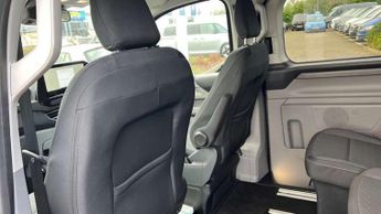 Ford Tourneo Custom 2.0 EcoBlue 136ps H1 Titanium 8 seater Auto