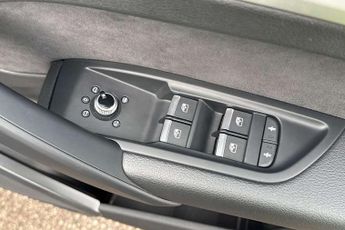 Audi Q5 40 TDI Quattro S Line 5dr S Tronic