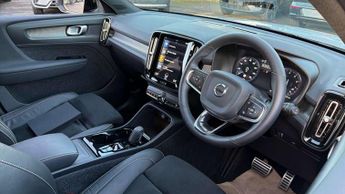 Volvo XC40 1.5 T3 [163] R DESIGN 5dr Geartronic
