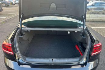 Volkswagen Passat GTE 1.4 TSI PHEV GTE 4dr DSG
