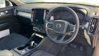 Volvo XC40 1.5 T3 [163] Momentum 5dr Geartronic