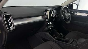 Volvo XC40 1.5 T3 [163] Momentum 5dr Geartronic