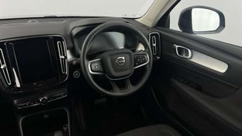 Volvo XC40 1.5 T3 [163] Momentum 5dr Geartronic