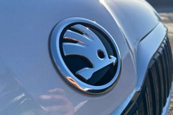 Skoda Superb Estate 1.4 TSI iV SE Technology DSG 5dr