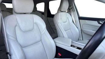 Volvo XC60 2.0 T8 Recharge PHEV Inscription Pro 5dr AWD Auto