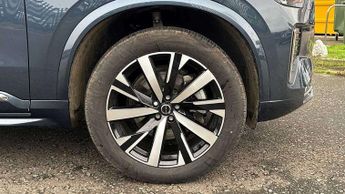 Volvo XC90 2.0 B5P Core Bright 5dr AWD Geartronic