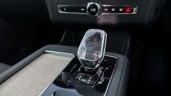 Volvo XC90 2.0 B5P Plus Dark 5dr AWD Geartronic