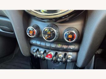 MINI Hatchback 1.5 Cooper Classic 3dr Auto