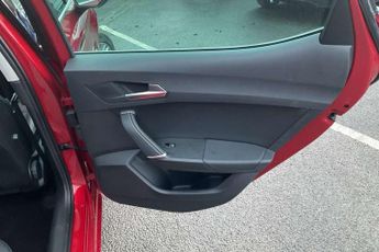 SEAT Leon 1.5 eTSI 150 Xcellence 5r DSG