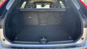 Volvo XC60 2.0 T5 [250] R DESIGN 5dr AWD Geartronic