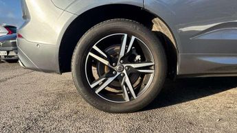 Volvo XC60 2.0 D5 PowerPulse R DESIGN 5dr AWD Geartronic