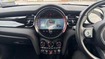 MINI Hatchback 5dr 1.5 Cooper Classic 5dr Auto