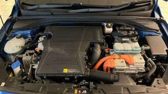 Hyundai IONIQ 1.6 GDi Hybrid Premium SE 5dr DCT
