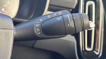 Volvo XC40 2.0 B4P Inscription Pro 5dr Auto