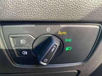 Volkswagen Passat 2.0 TDI SE Business 4dr DSG