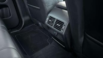 Land Rover Discovery Sport 2.0 P290 Black 5dr Auto [5 Seat]