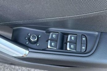 Audi Q2 35 TFSI Black Edition 5dr S Tronic