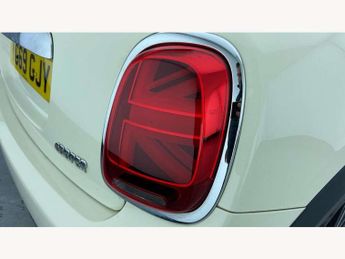 MINI Hatchback 5dr 1.5 Cooper Exclusive II 5dr Auto