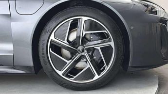 Audi A6 Avant 2.0 TFSI 204 S line 5dr S Tronic