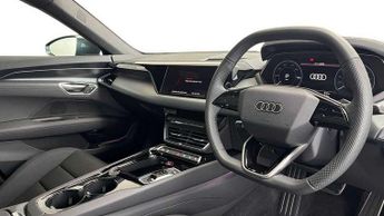 Audi A6 Avant 2.0 TFSI 204 S line 5dr S Tronic