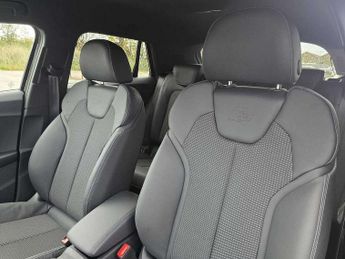 Audi Q2 35 TFSI Black Edition 5dr S Tronic