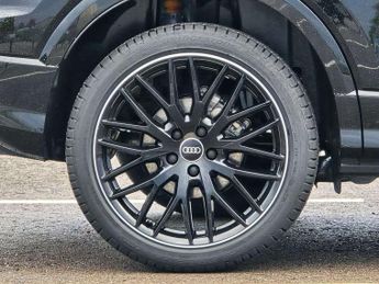 Audi Q2 35 TFSI Black Edition 5dr S Tronic