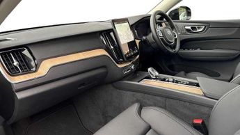 Volvo XC60 2.0 B5P Plus Dark 5dr AWD Geartronic