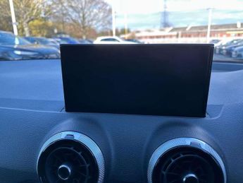 Audi Q2 35 TFSI Black Edition 5dr S Tronic