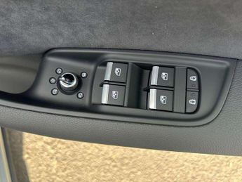 Audi Q7 55 TFSI Quattro Black Edition 5dr Tiptronic