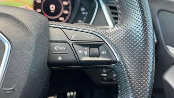 Audi Q5 2.0T FSI Quattro S Line 5dr S Tronic