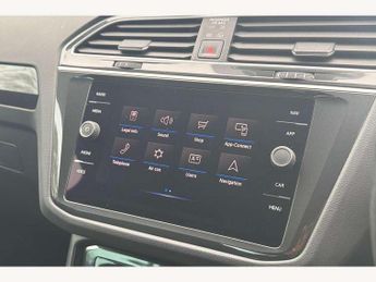 Volkswagen Tiguan 1.5 TSI 150 Life 5dr DSG