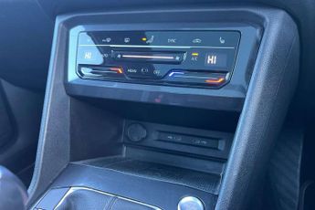 Volkswagen Tiguan Allspace 2.0 TDI R-Line 5dr DSG