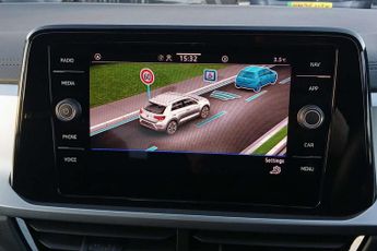 Volkswagen T-Roc 1.5 TSI Life 5dr DSG