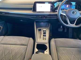 Volkswagen Golf 1.5 eTSI 150 Style 5dr DSG