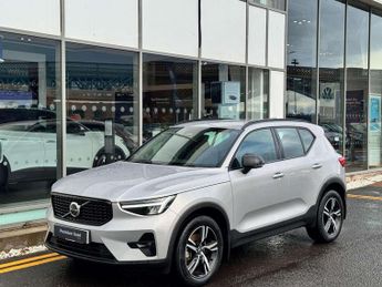 Volvo XC40 2.0 B3P Plus Dark 5dr Auto