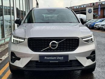 Volvo XC40 2.0 B3P Plus Dark 5dr Auto