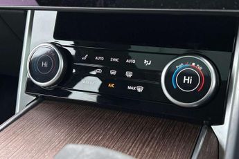 Land Rover Range Rover 3.0 D350 HSE 4dr Auto