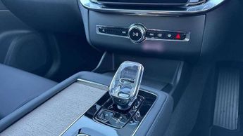 Volvo XC90 2.0 B5P Plus Dark 5dr AWD Geartronic