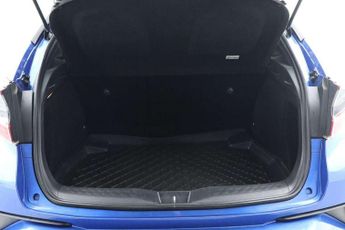 Toyota C-HR 1.8 Hybrid Dynamic 5dr CVT
