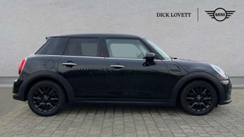MINI Hatchback 5dr 1.5 Cooper Classic 5dr Auto [Comfort/Nav Pack]