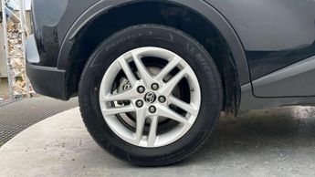 Toyota C-HR 1.8 Hybrid Icon 5dr CVT