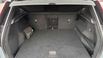 Volvo XC40 2.0 D3 R DESIGN 5dr Geartronic