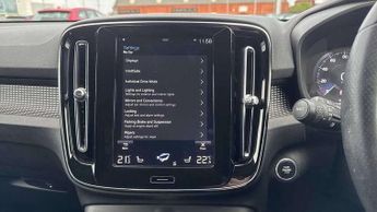Volvo XC40 2.0 D3 R DESIGN 5dr Geartronic