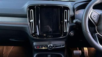 Volvo XC40 Recharge 1.5 T4 Recharge PHEV R DESIGN 5dr Auto