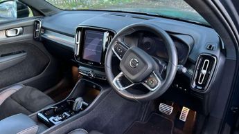 Volvo XC40 Recharge 1.5 T4 Recharge PHEV R DESIGN 5dr Auto