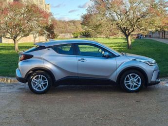 Toyota C-HR 1.8 Hybrid Icon 5dr CVT