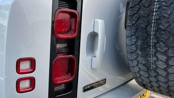 Land Rover Defender 3.0 D250 First Edition 110 5dr Auto