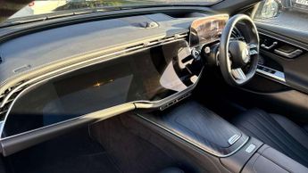Mercedes-Benz E-Class E220d AMG Line Premium Plus 4dr 9G-Tronic