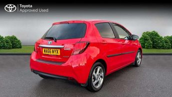 Toyota Yaris 1.5 Hybrid Icon 5dr CVT